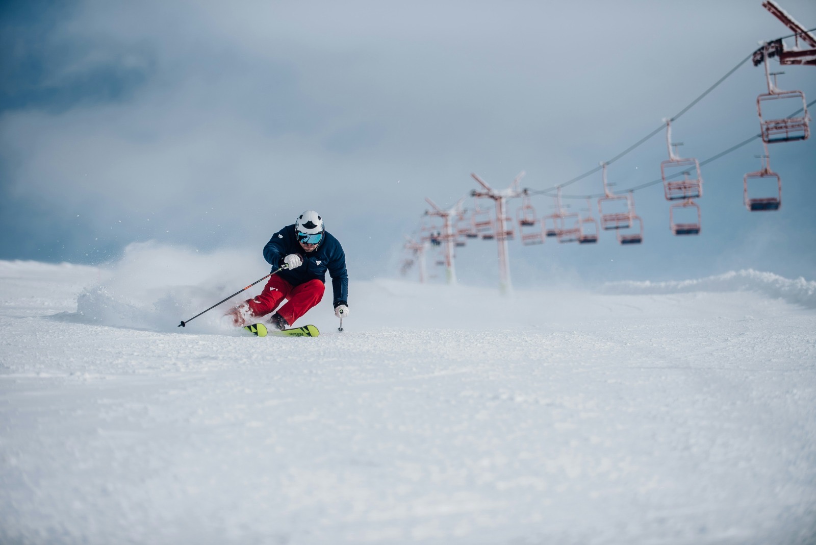 雙板滑雪：進階 (Ski Advanced)